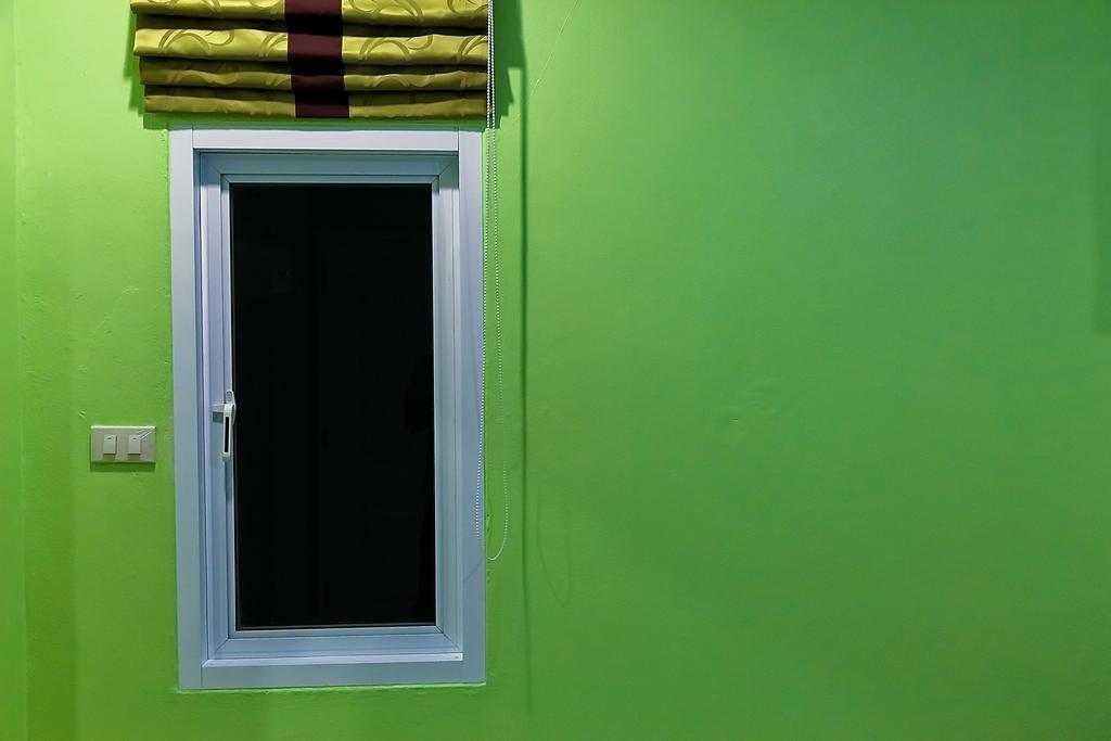 Pps Home Szurin Szoba fotó